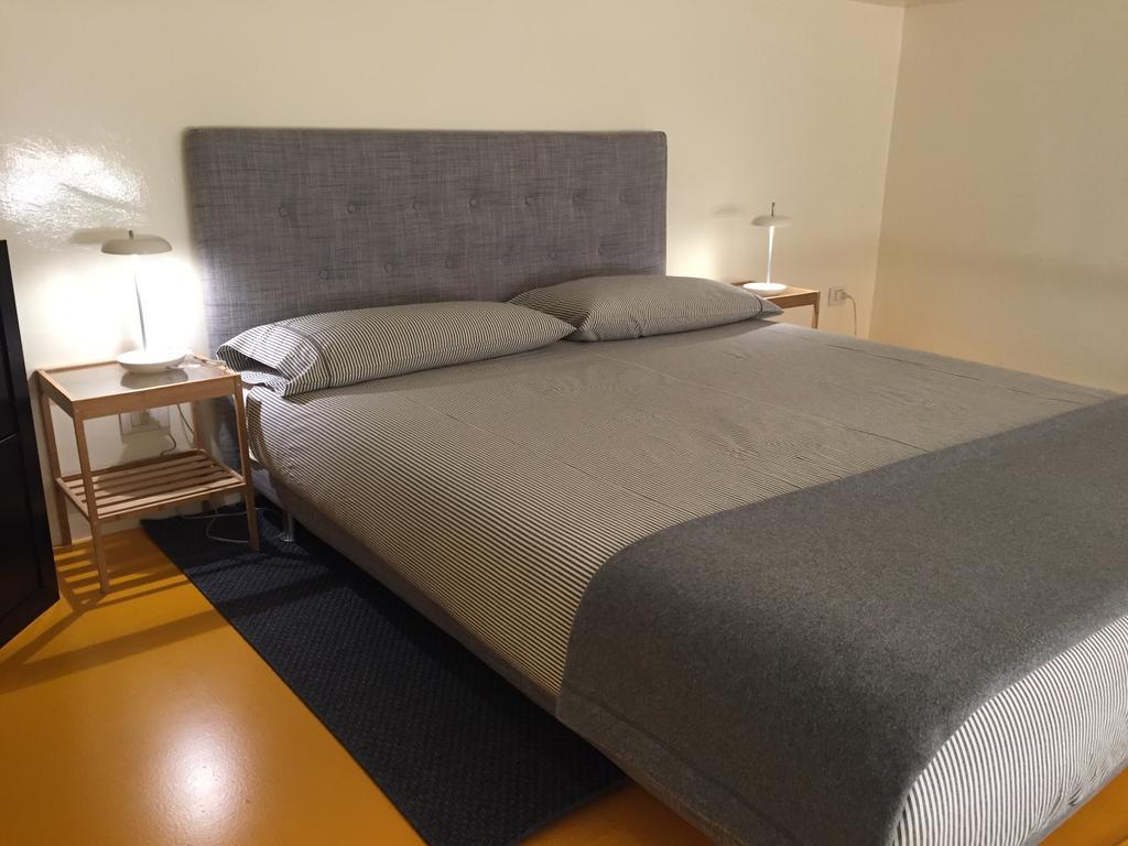 Duomo House Apartment Милано Стая снимка